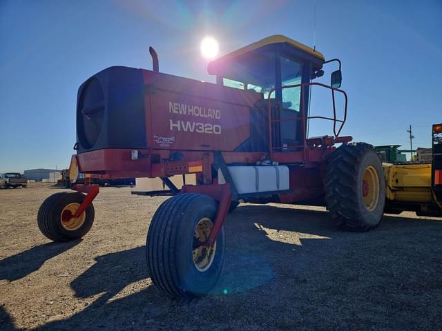 Image of New Holland HW320 equipment image 4