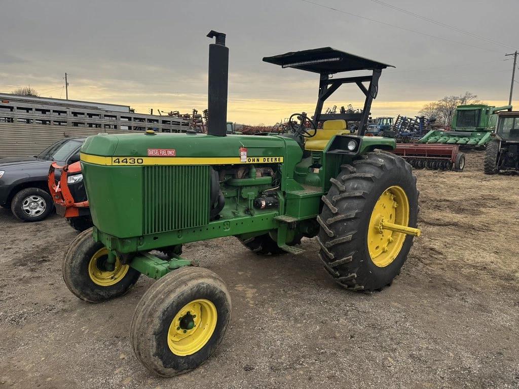 Image of John Deere 4430 Primary image