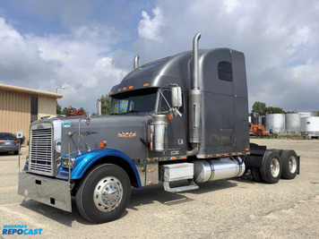 Main image Freightliner Classic XL