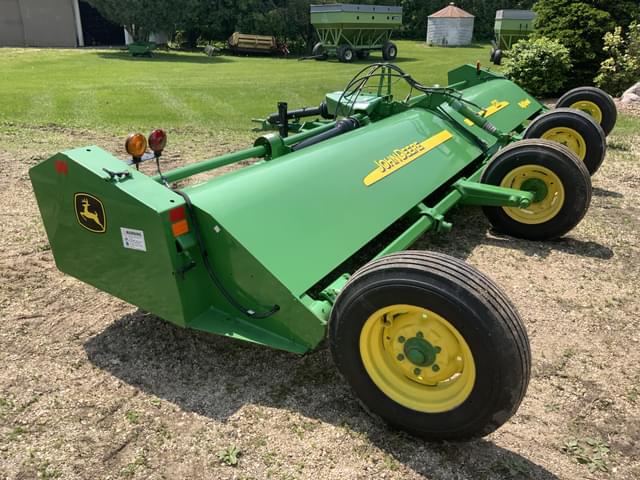 Image of John Deere 520 equipment image 2