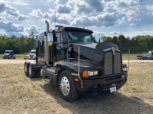 Image of Kenworth T600 equipment image 2