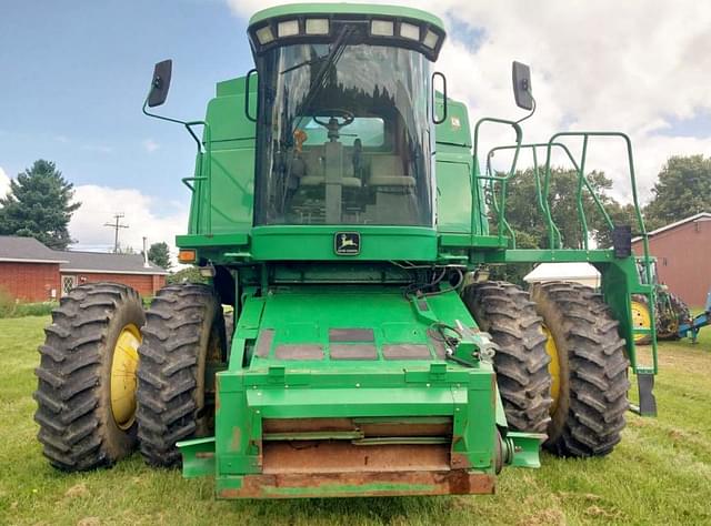 Image of John Deere 9550 equipment image 1