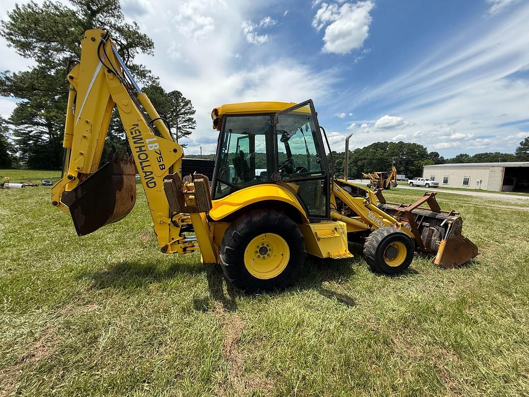 Image of New Holland LB75B Primary image