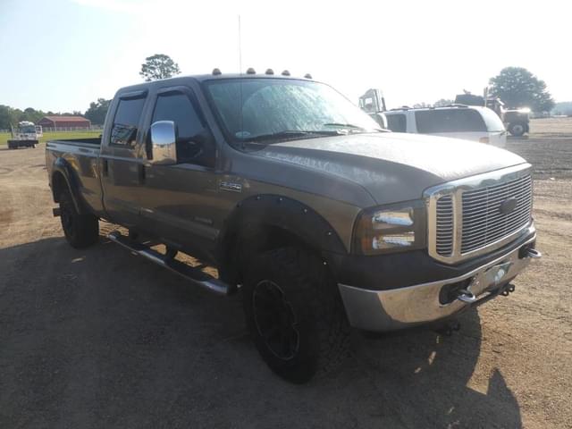 Image of Ford F-350 equipment image 1