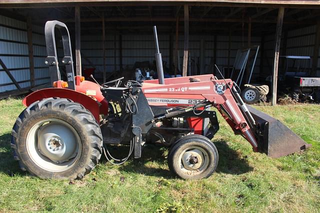 Image of Massey Ferguson 231 equipment image 1