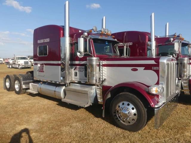 Image of Peterbilt 389 equipment image 1