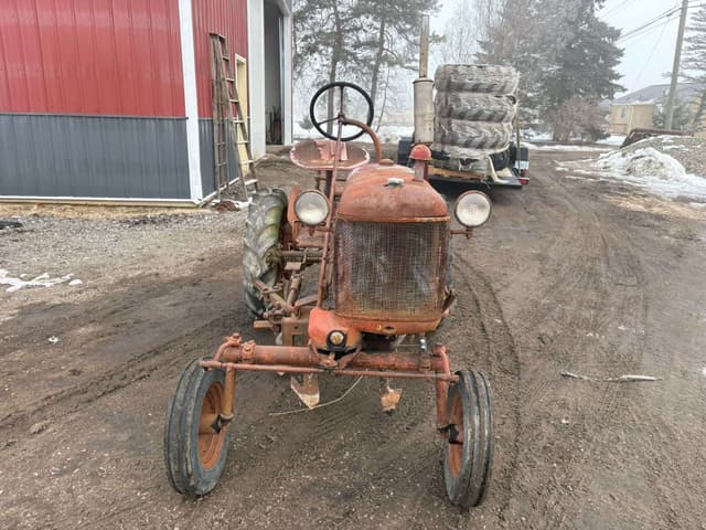 Image of Farmall Cub equipment image 1