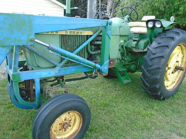 Image of John Deere 2510 equipment image 1