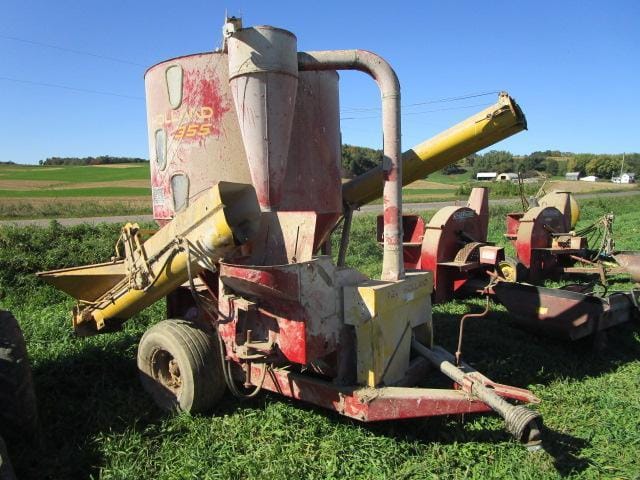 Main image New Holland 355