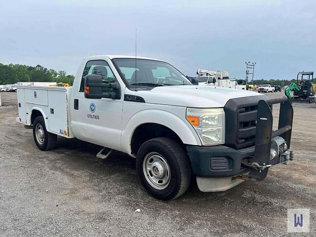 Image of Ford F-250 equipment image 3