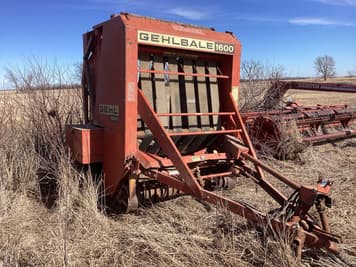 Main image Gehl 1600