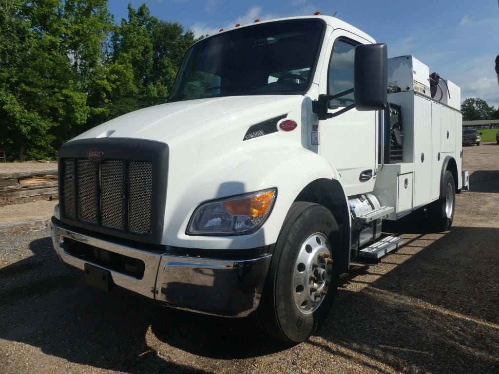 2024 Peterbilt 536 Equipment Image0