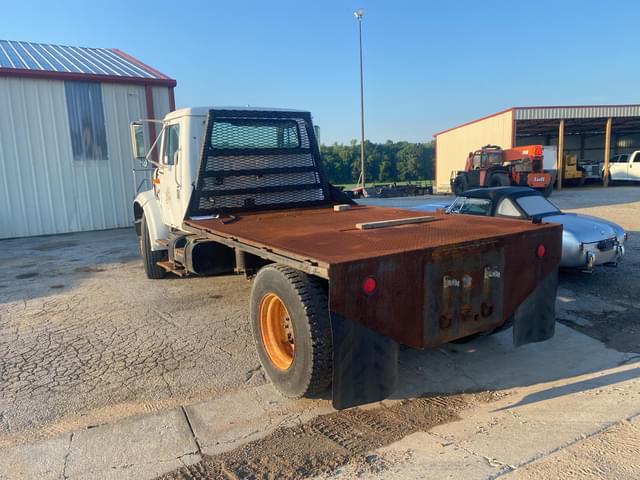 Image of International 4900DT equipment image 3