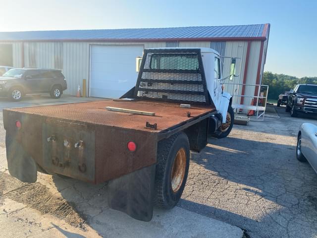 Image of International 4900DT equipment image 2