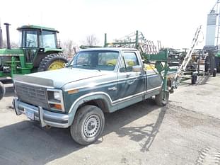 1981 Ford F-150 Equipment Image0