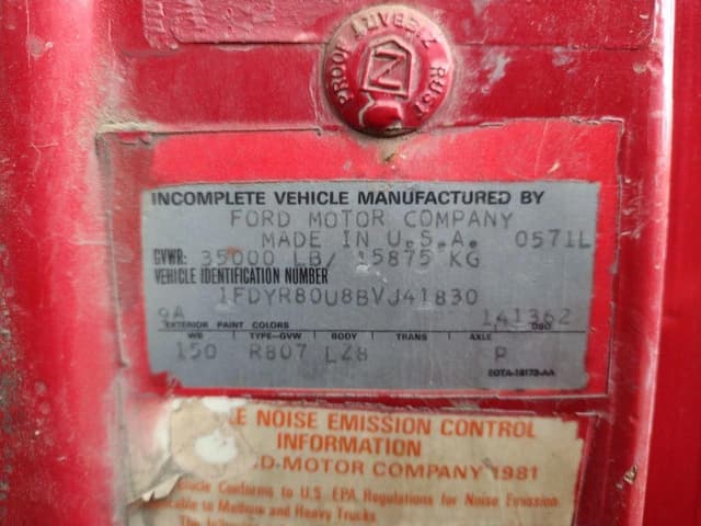 Image of Ford LN8000 equipment image 4