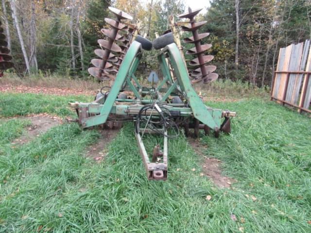 Image of John Deere 230 equipment image 2