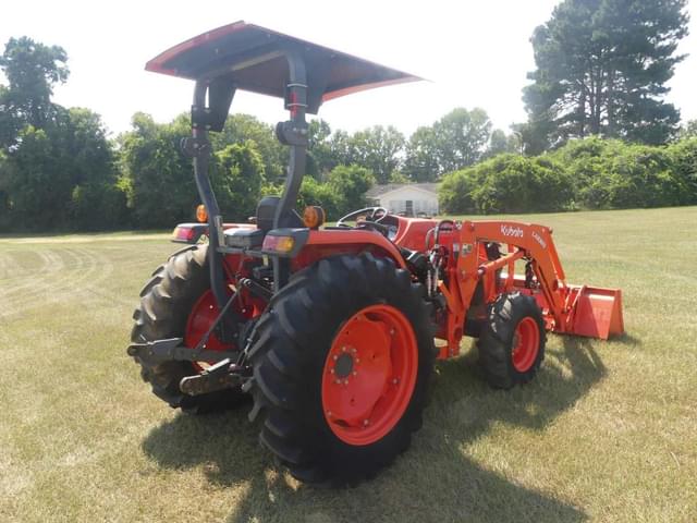 Image of Kubota MX6000HST equipment image 2