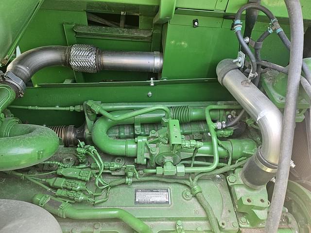 Image of John Deere S670 equipment image 3