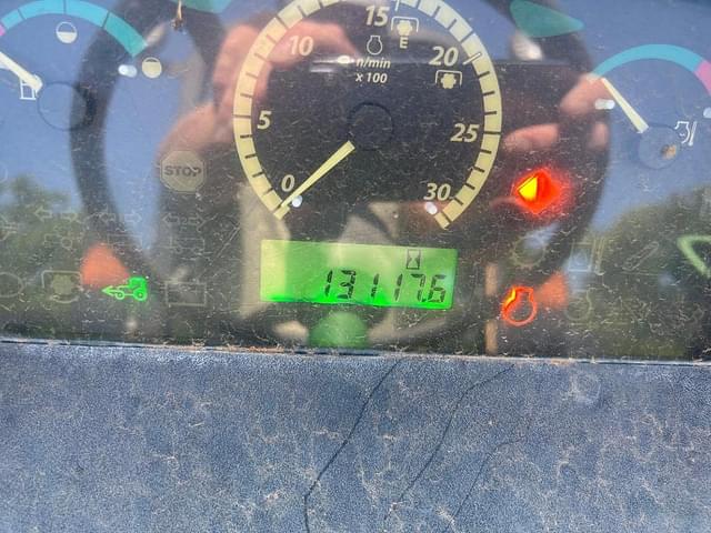Image of John Deere 5075E equipment image 3