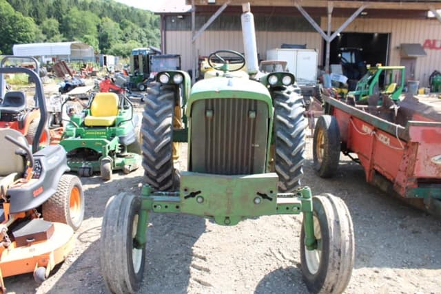 Image of John Deere 2010 equipment image 2