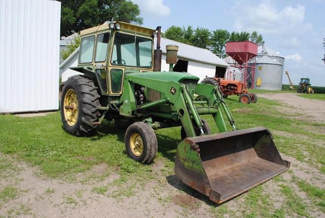 Image of John Deere 4020 equipment image 3