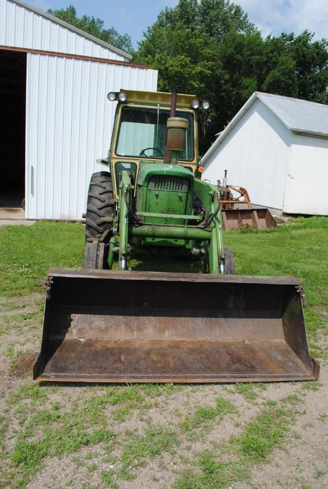 Image of John Deere 4020 equipment image 2