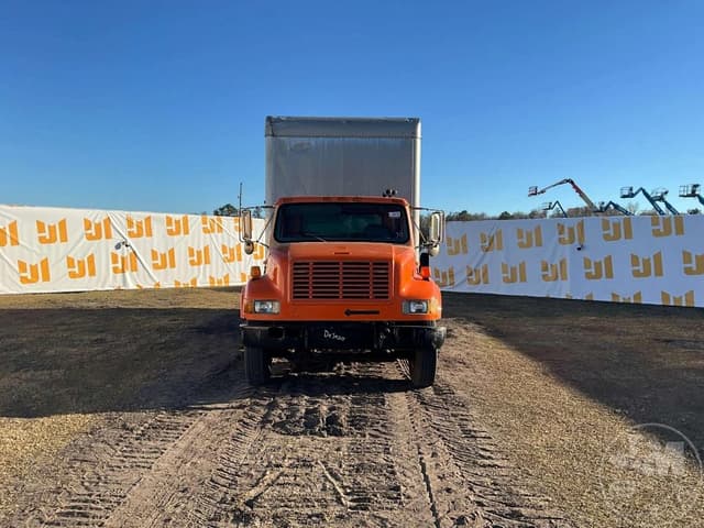 Image of International 4700 equipment image 1