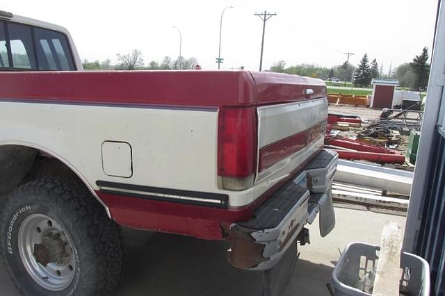 Image of Ford F-250 equipment image 4