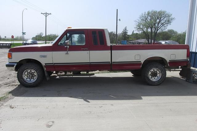 Image of Ford F-250 equipment image 3