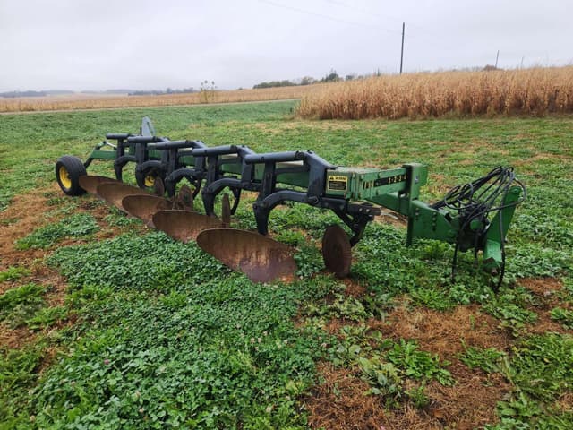 Image of John Deere 2800 equipment image 1