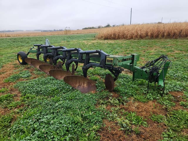 Image of John Deere 2800 equipment image 2