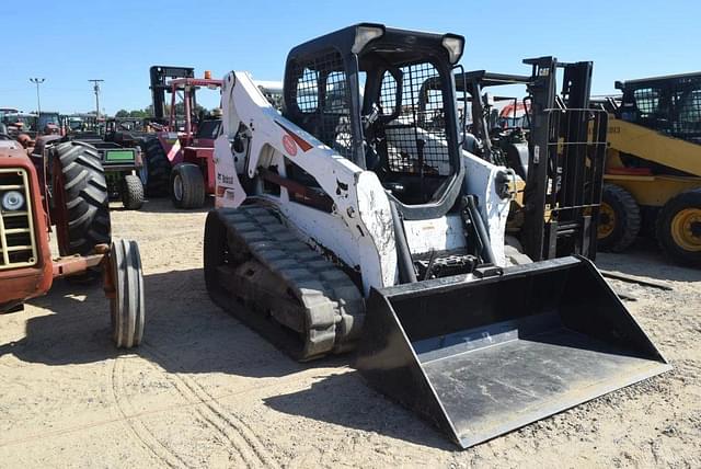 Image of Bobcat T650 equipment image 3