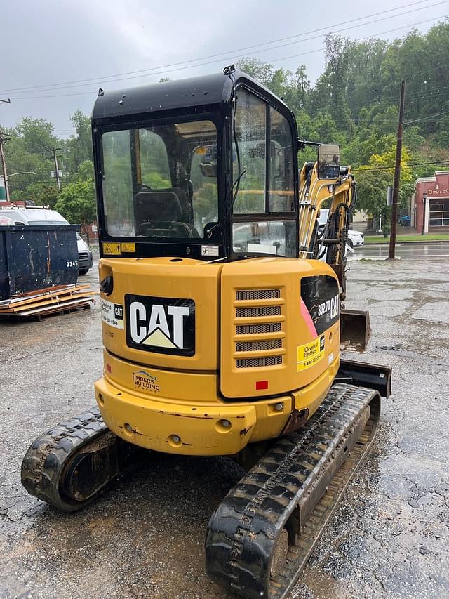 Image of Caterpillar 302.7D CR equipment image 3