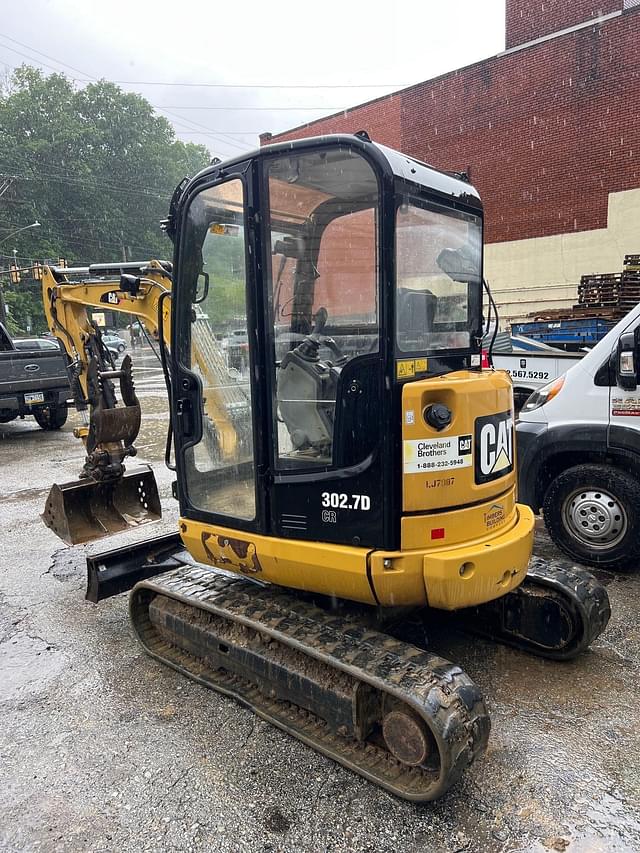 Image of Caterpillar 302.7D CR equipment image 2
