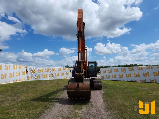 Image of Hitachi ZX300LC-6N equipment image 1