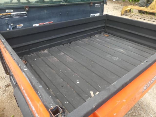 Image of Kubota RTV-X1100C equipment image 4