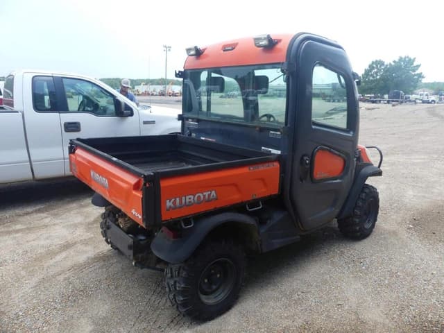 Image of Kubota RTV-X1100C equipment image 2