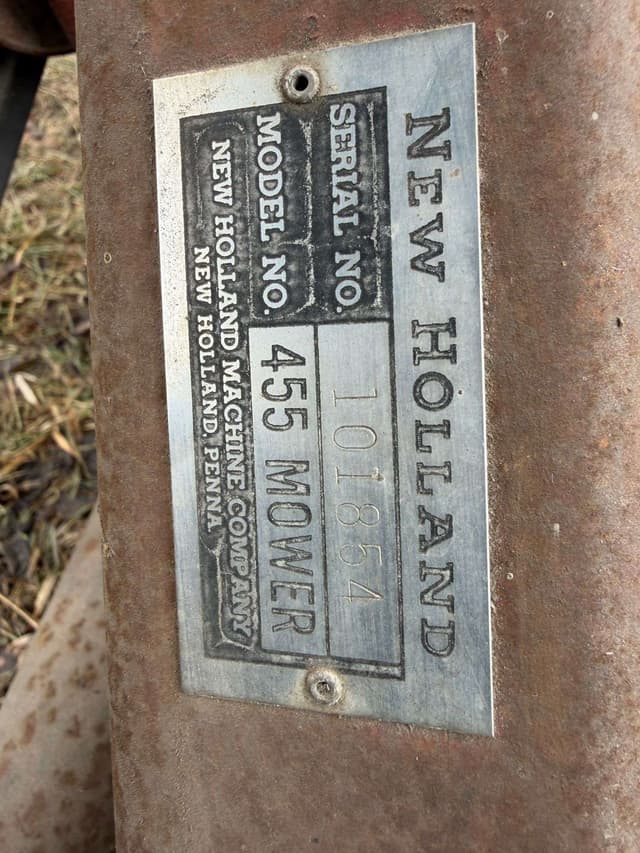 Image of New Holland 455 equipment image 2