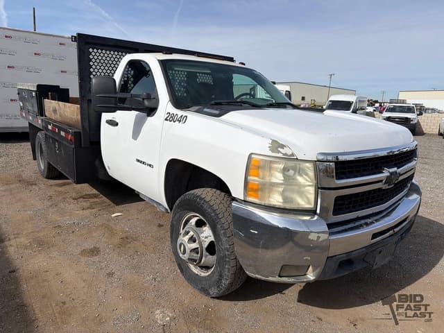 Image of Chevrolet 3500HD equipment image 2