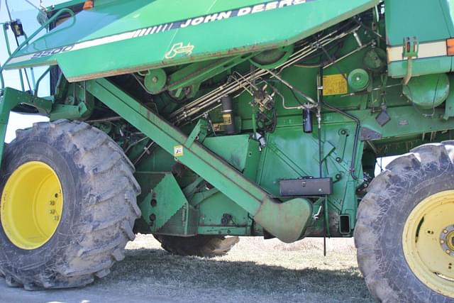 Image of John Deere 9500 equipment image 3