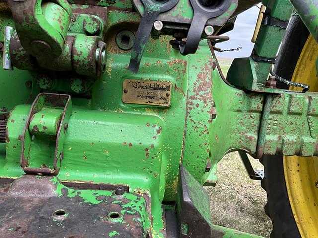 Image of John Deere 4320 equipment image 3