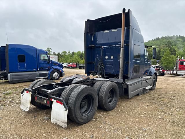 Image of International Prostar Plus equipment image 4