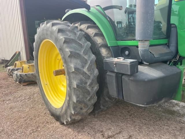 Image of John Deere 8430 equipment image 4