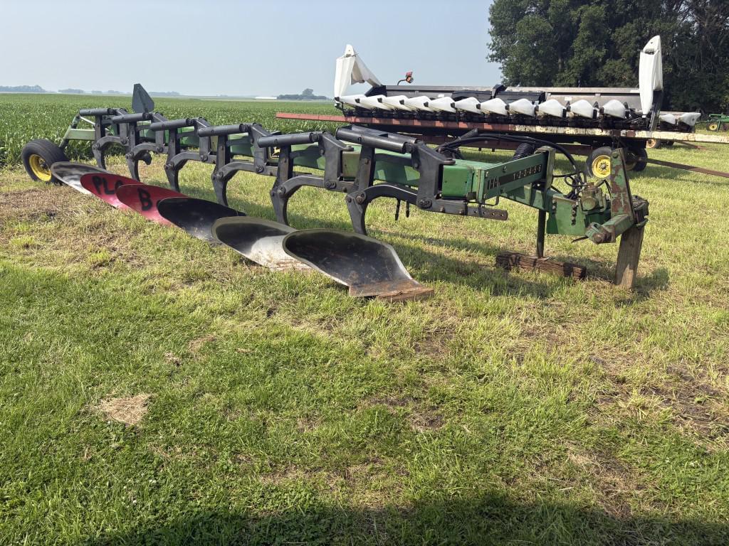 Image of John Deere 2800 Primary image