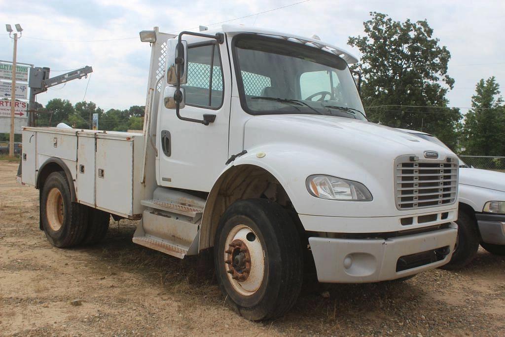 Image of Freightliner Business Class M2 Primary image