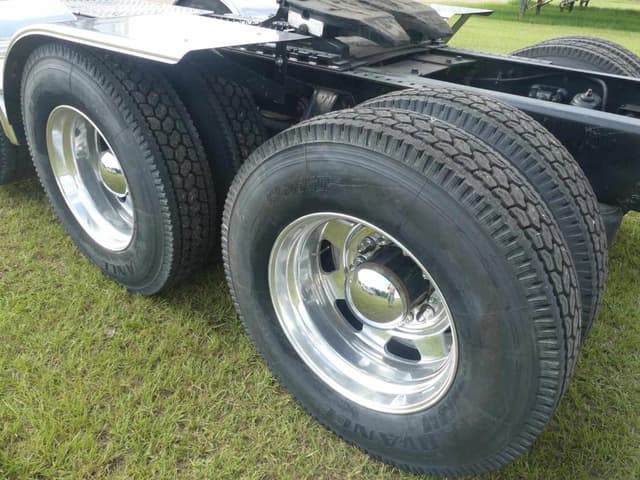 Image of Kenworth T800 equipment image 4