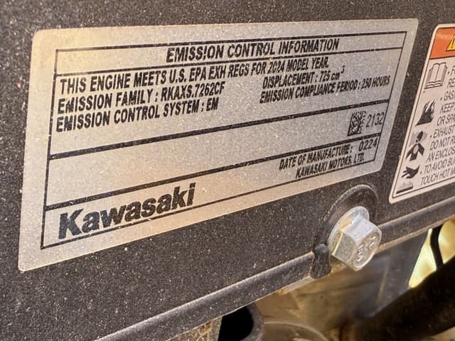 Image of Cub Cadet Ultima ZT1 equipment image 3