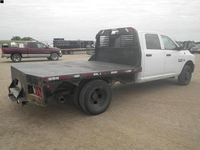 Image of Dodge Ram 3500 equipment image 4