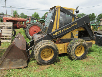 Main image New Holland L785
